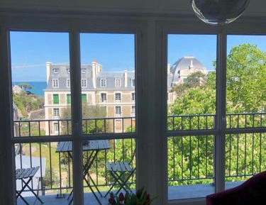 Studio Apartment with Sea View