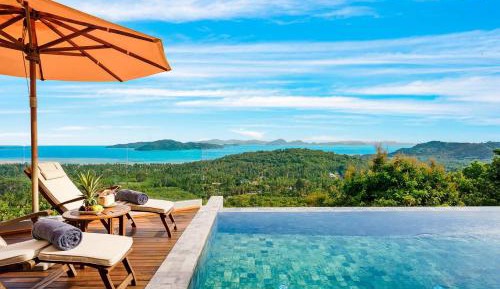 Villa with Sea View