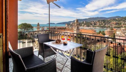 Three-Bedroom Superior Apartment