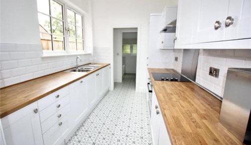 Double Room with Shared Bathroom ( Rear)