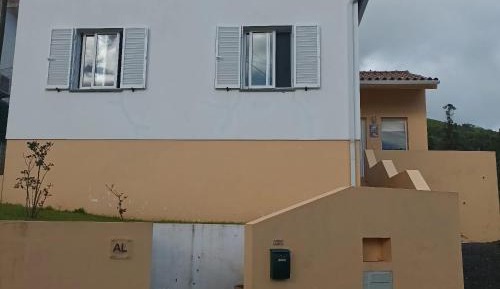 Three-Bedroom Townhouse