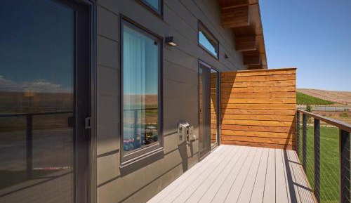 Suite with Mountain View