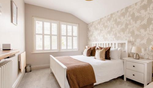 King Room with Lake View