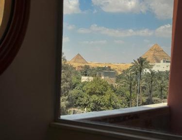 Suite with Mountain View