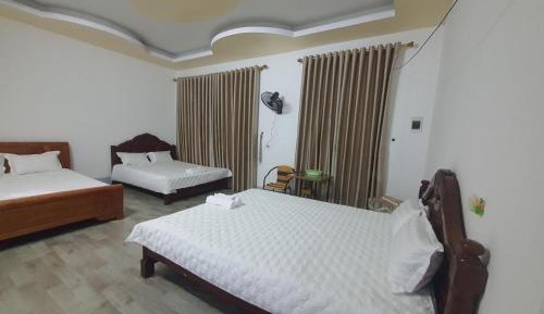 Single Bed in Dormitory Room