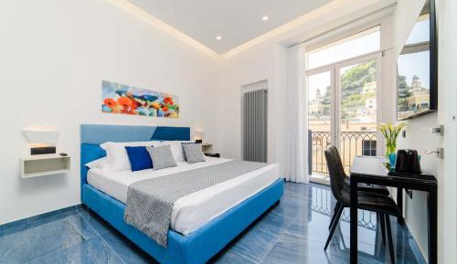 Deluxe King Suite