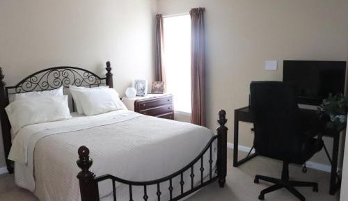 Queen Room with Garden View
