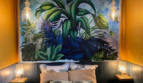 Suite with Garden View