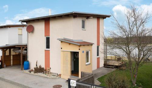 Two-Bedroom Holiday Home