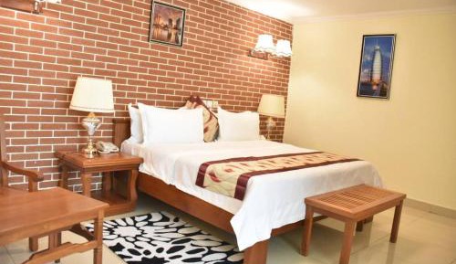 Single Room with Private Bathroom