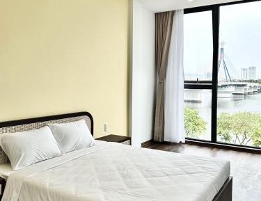 Suite with River View