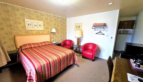 Queen Room