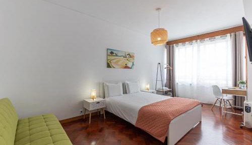 Large Double Room