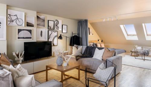 Apartment with Balcony