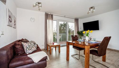 Superior One-Bedroom Apartment with Balcony