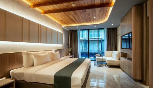 Double or Twin Room with Swimming Pool Access