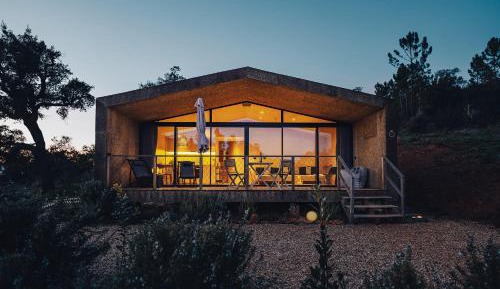 Deluxe Bungalow with Garden View