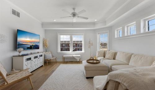 Five-Bedroom Holiday Home