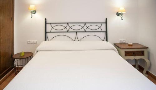 One-Bedroom Apartment (2 Adults)