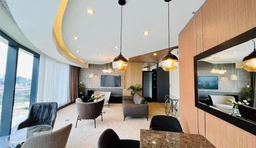 Suite with City View