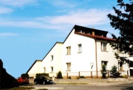 Studio (2 Adults)