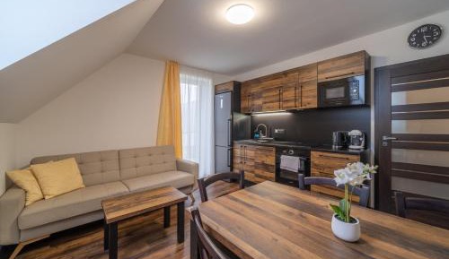 Apartment with Garden View