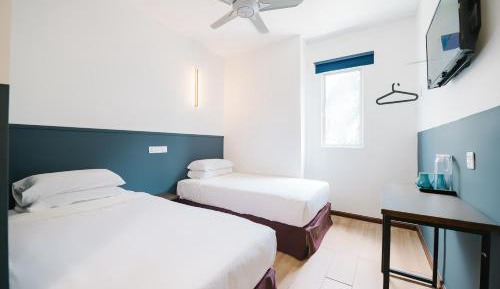 Twin Room with Mountain View