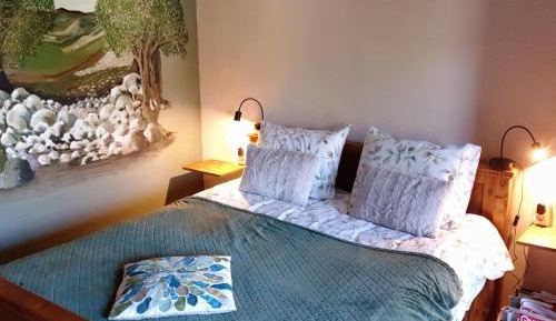 Quadruple Room with Private Bathroom