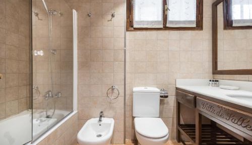 Triple Room (3 Adults)