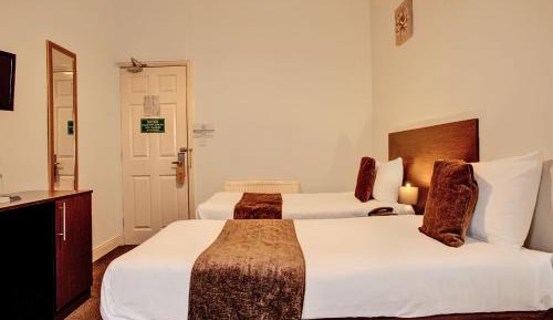 Standard Twin Room