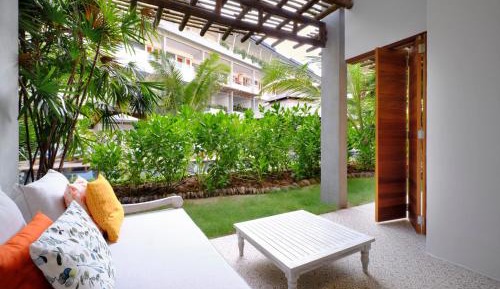 Deluxe Twin Room Pool View with Afternoon Tea,Free Watersports