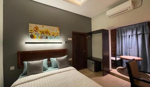 Deluxe Double Room with Balcony