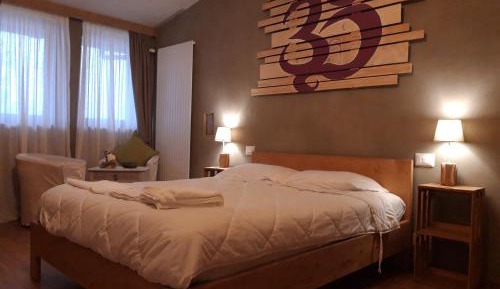 Large Double Room