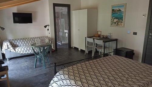 Large Double Room