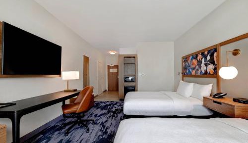 Double Queen Room