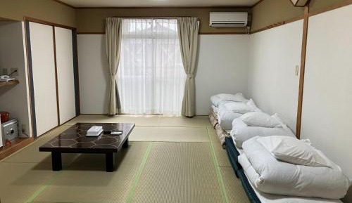 Japanese-Style Room