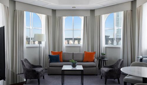 Royal Suite, 1 Bedroom Larger Suite, 1 King, Corner room