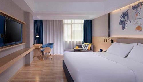 Honorable Double Room with City View