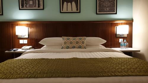 Executive King Room