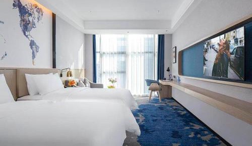 Light Twin Room