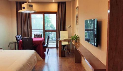 Double Room with Mah-jongg 