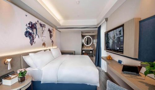 Premier Double Room with View