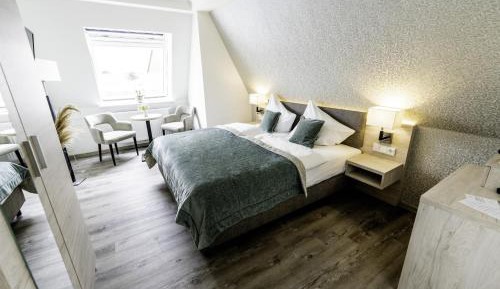 Double Room with Private Bathroom