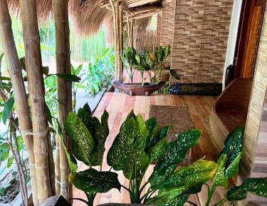 Queen Room with Garden View