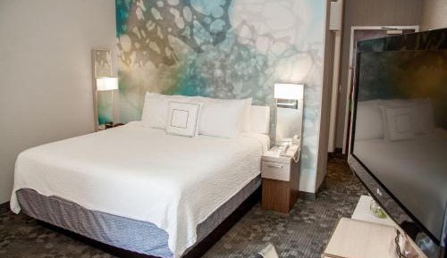 Deluxe King Room with Sofa Bed