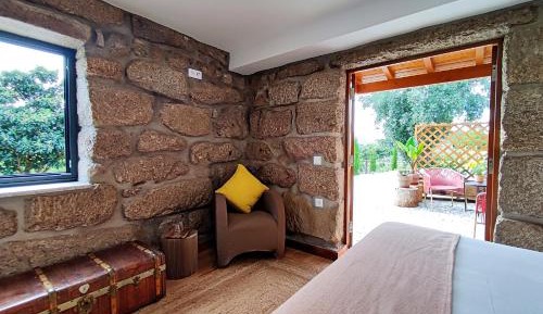 Suite with Garden View