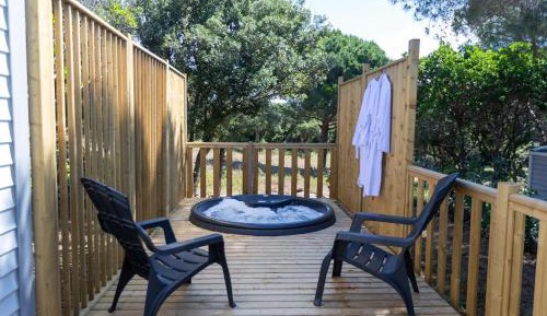 Mobile Home Jacuzzi