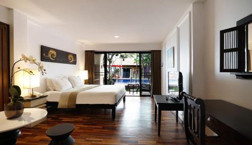 Deluxe Double or Twin Room