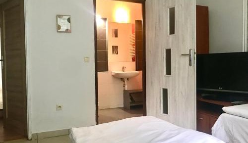 Triple Room with Private Bathroom