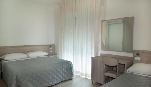 Triple Economy Room with Bathroom